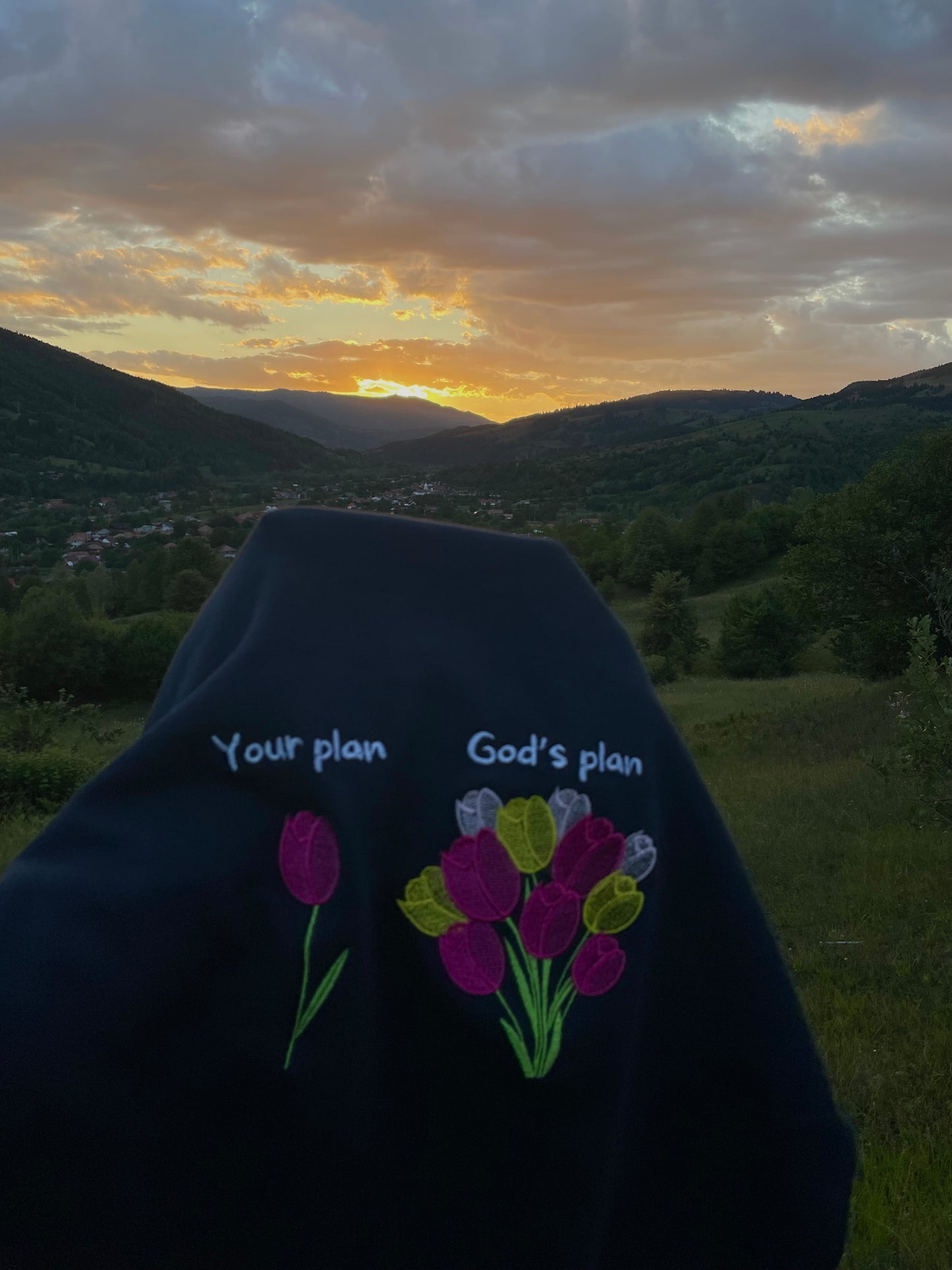 GOD'S PLAN pulover 100% bumbac organic