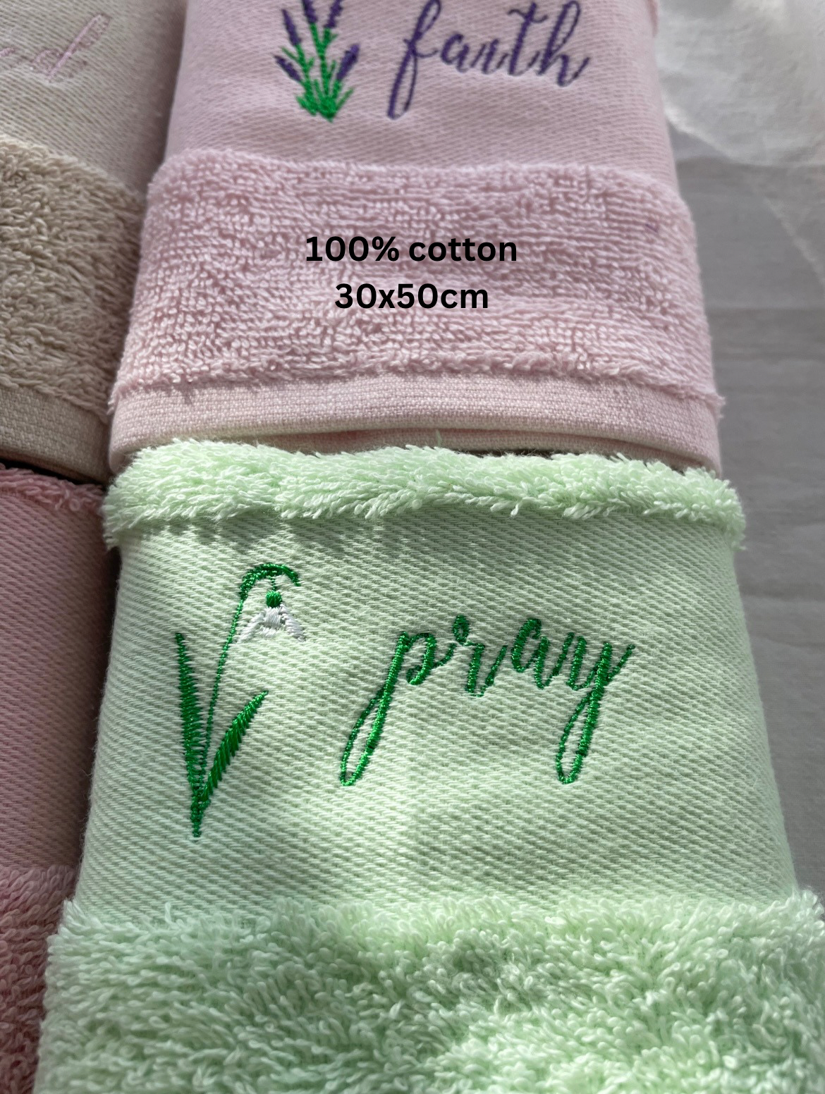 Set 5 Embroidered Towels 30x50cm